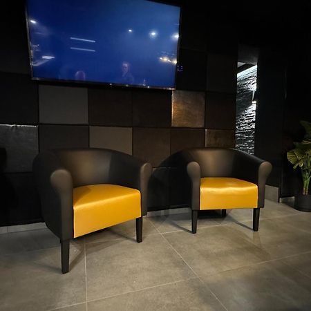 Ferienwohnung Fortisline Pokoje Z Klimatyzcja Sauna Oppeln Exterior foto