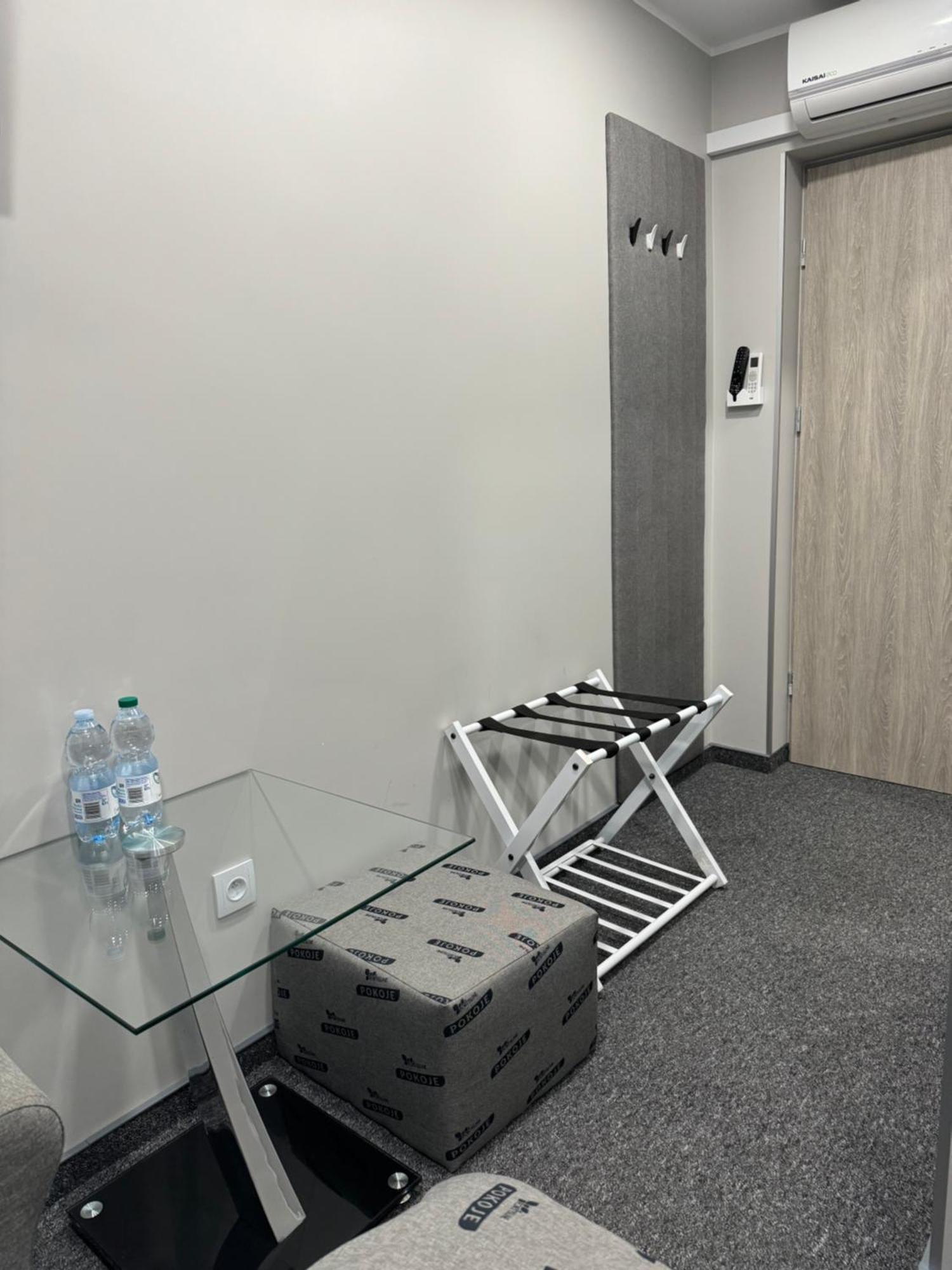 Ferienwohnung Fortisline Pokoje Z Klimatyzcja Sauna Oppeln Exterior foto