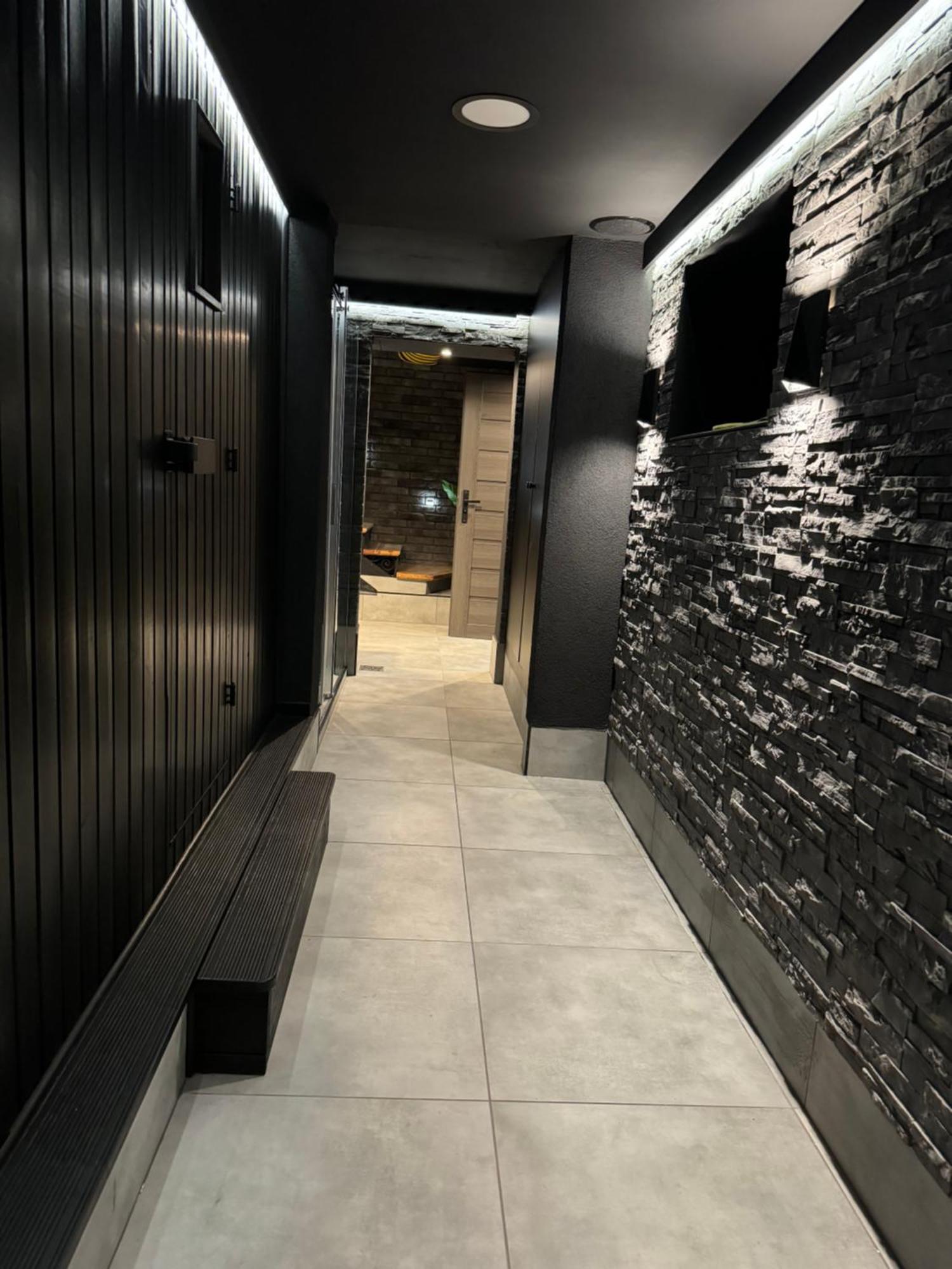 Ferienwohnung Fortisline Pokoje Z Klimatyzcja Sauna Oppeln Exterior foto