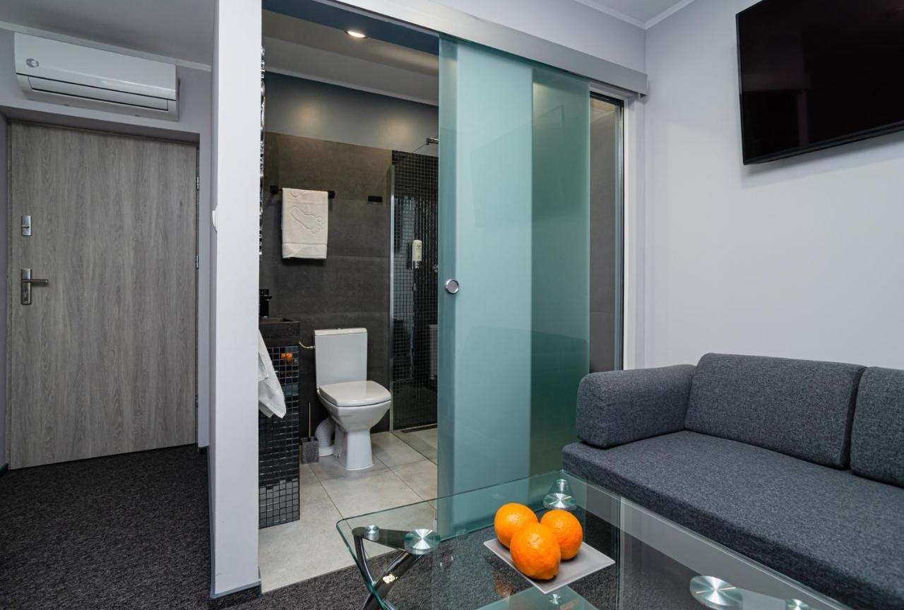 Ferienwohnung Fortisline Pokoje Z Klimatyzcja Sauna Oppeln Exterior foto