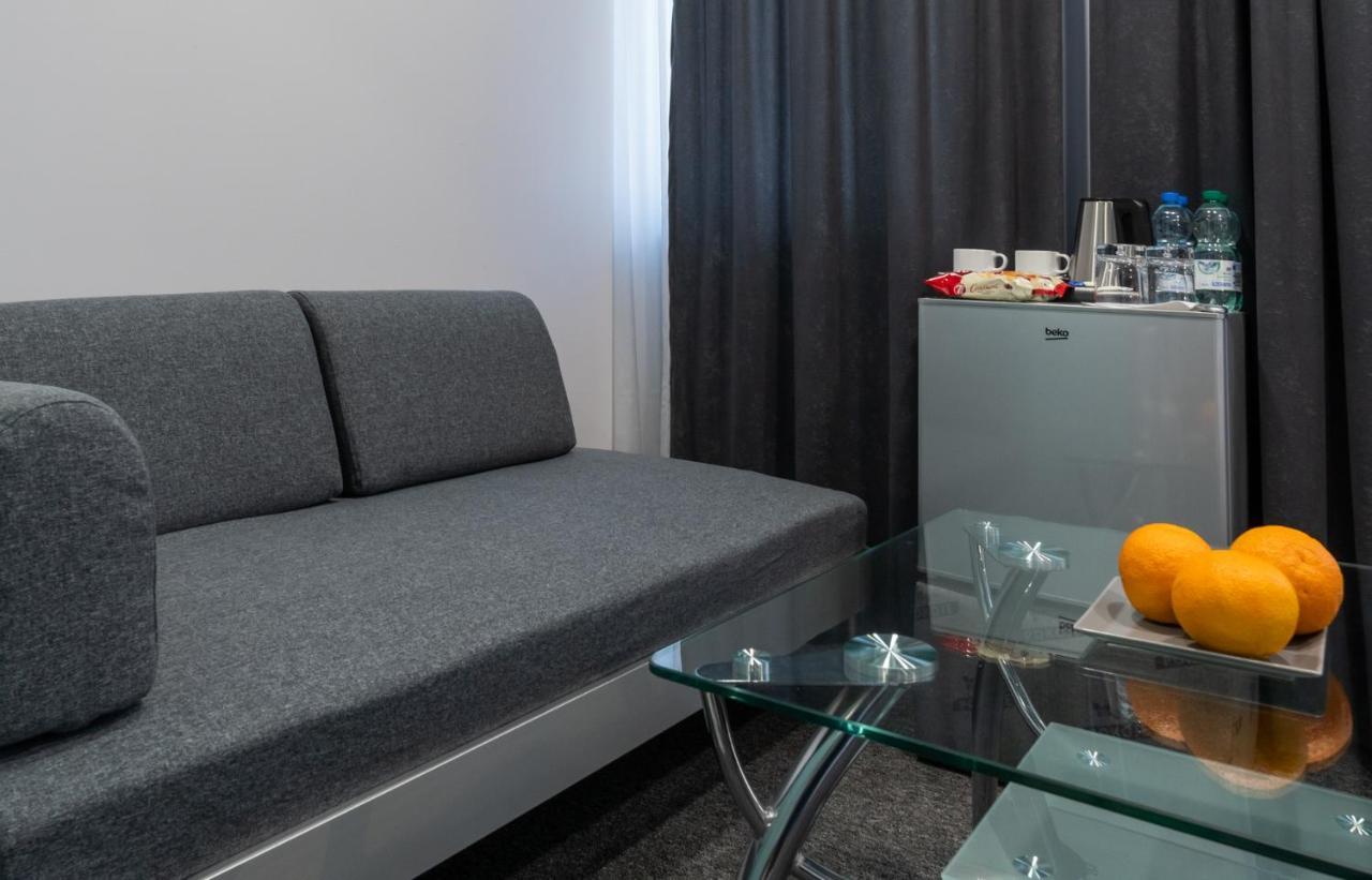 Ferienwohnung Fortisline Pokoje Z Klimatyzcja Sauna Oppeln Exterior foto
