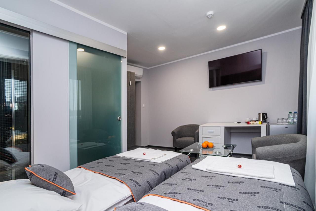 Ferienwohnung Fortisline Pokoje Z Klimatyzcja Sauna Oppeln Exterior foto
